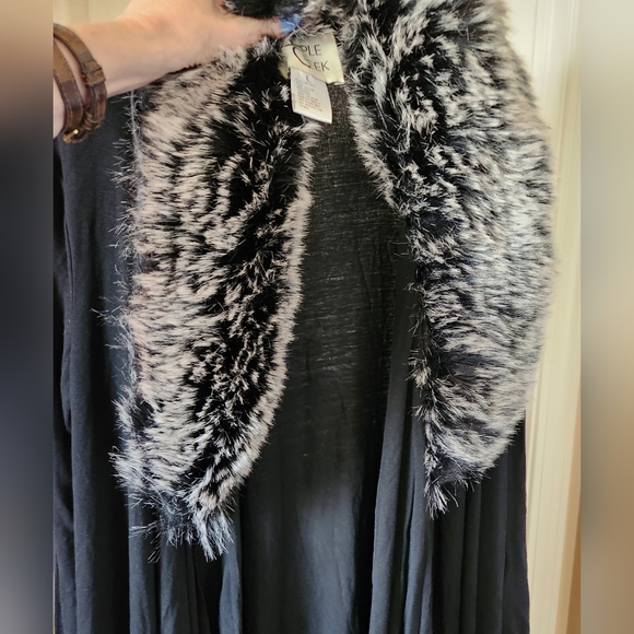 CRIPPLE CREEK Black Knit Jumper Soft Draped Faux Fur Collar Cotton Sweater NWT L - Picture 7 of 16